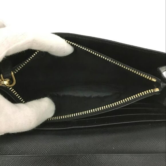 AUTHENTIC PRADA SAFFIANO BLACK LEATHER LONG BIFOLD WALLET
